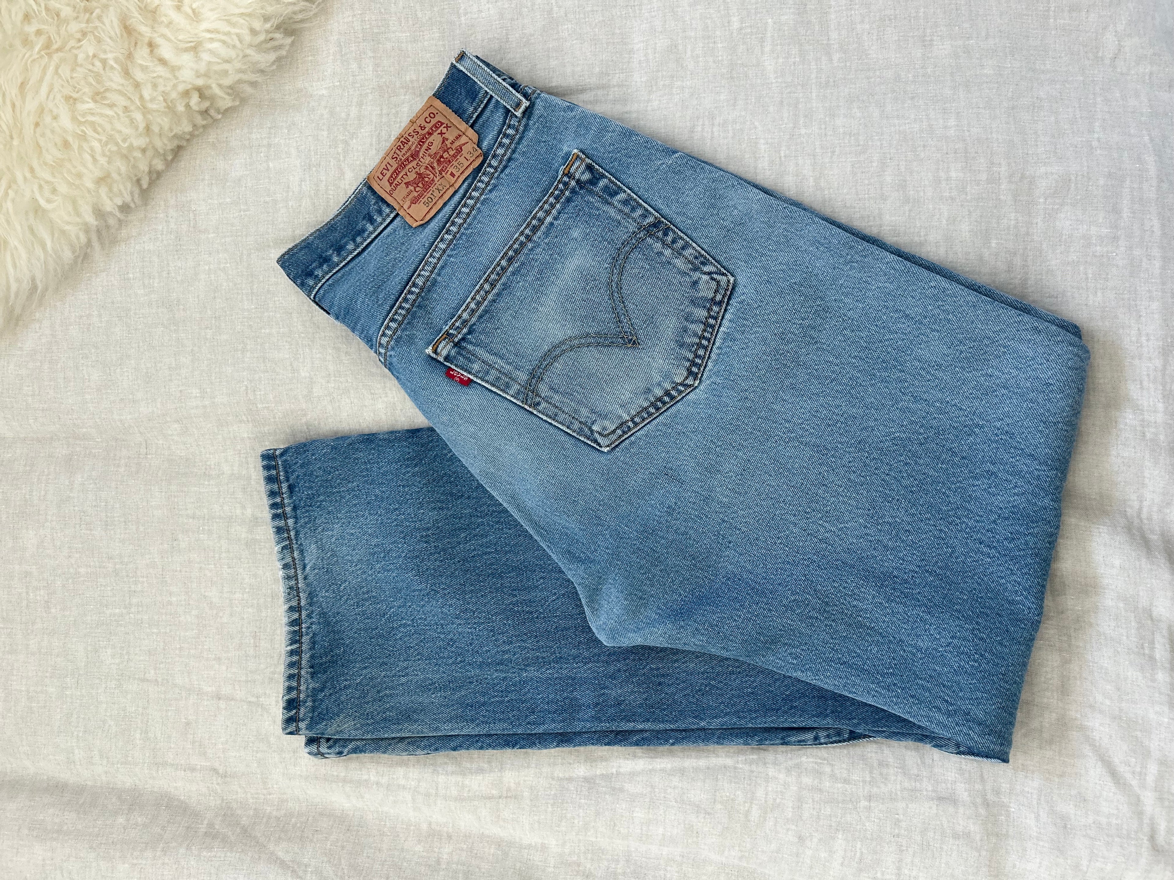 Vintage Levi’s 501 | Size 8