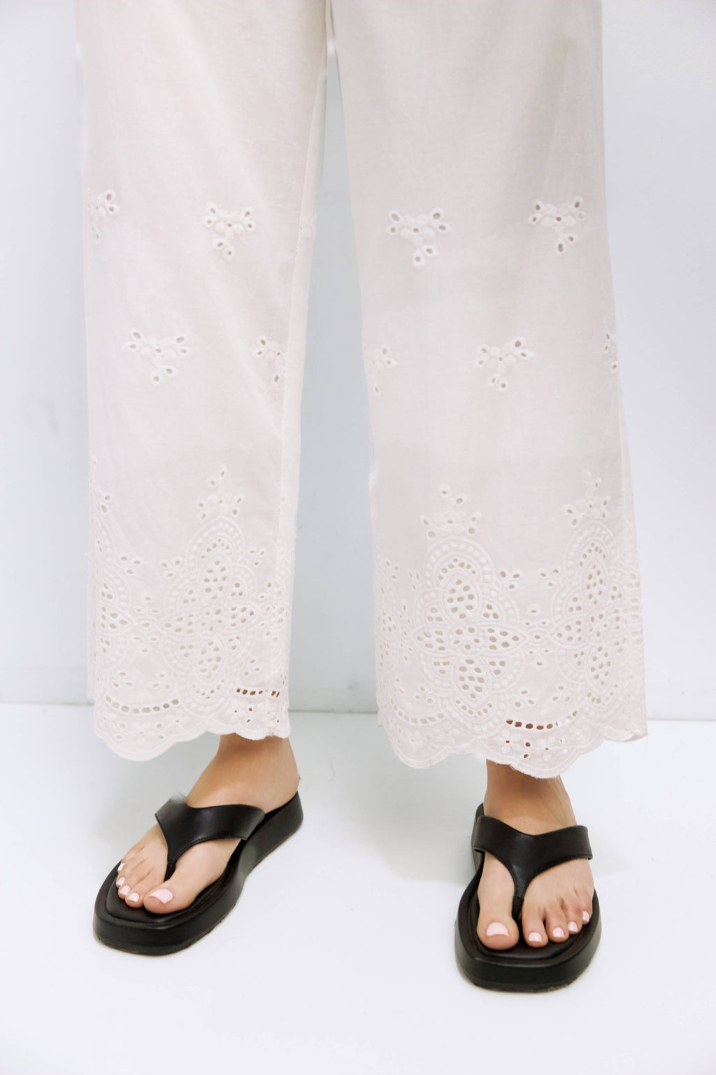 The Mariska Pants | Embossed Scallop Edge Pants