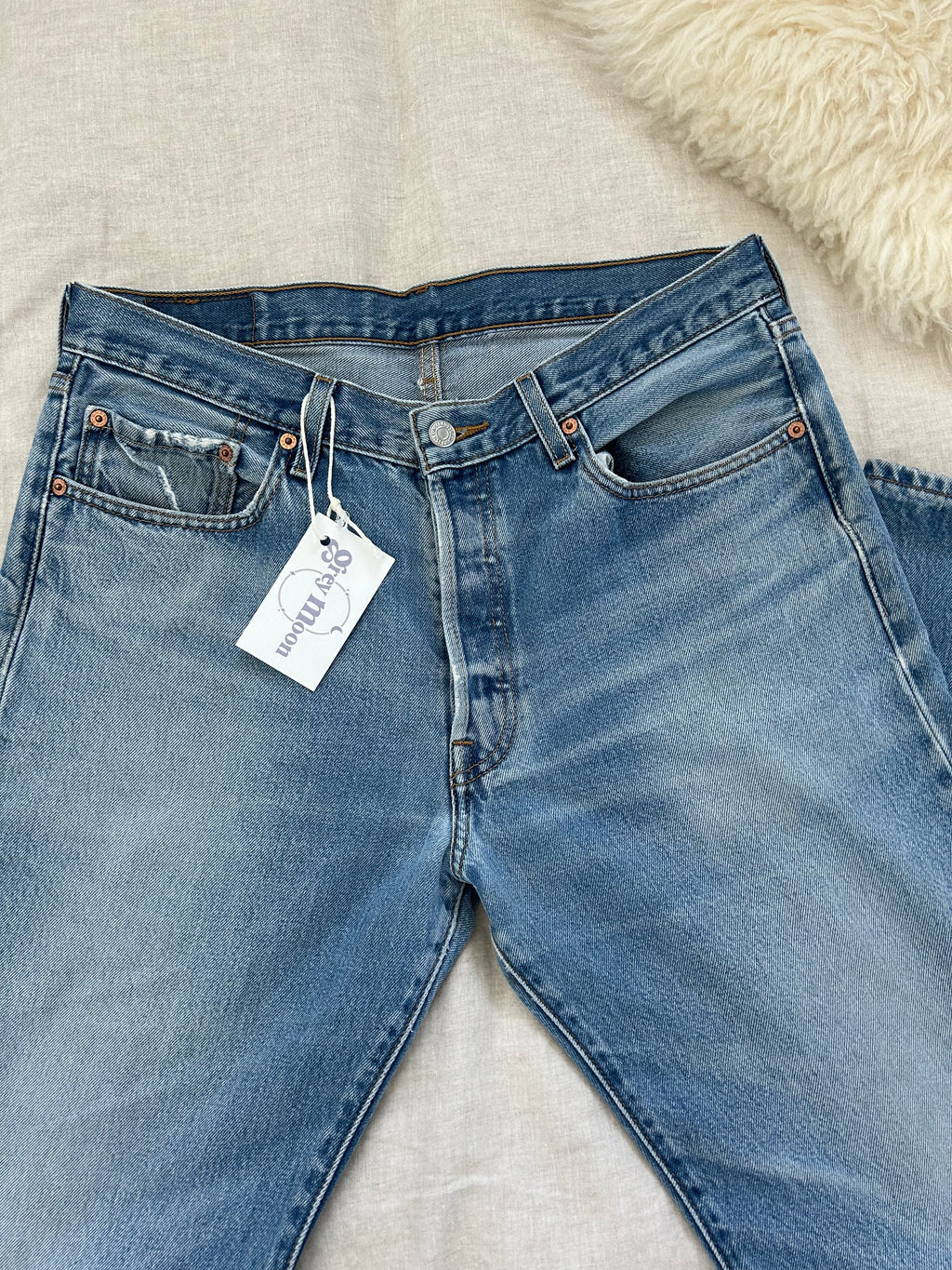Vintage Levi’s 501 | Size 8