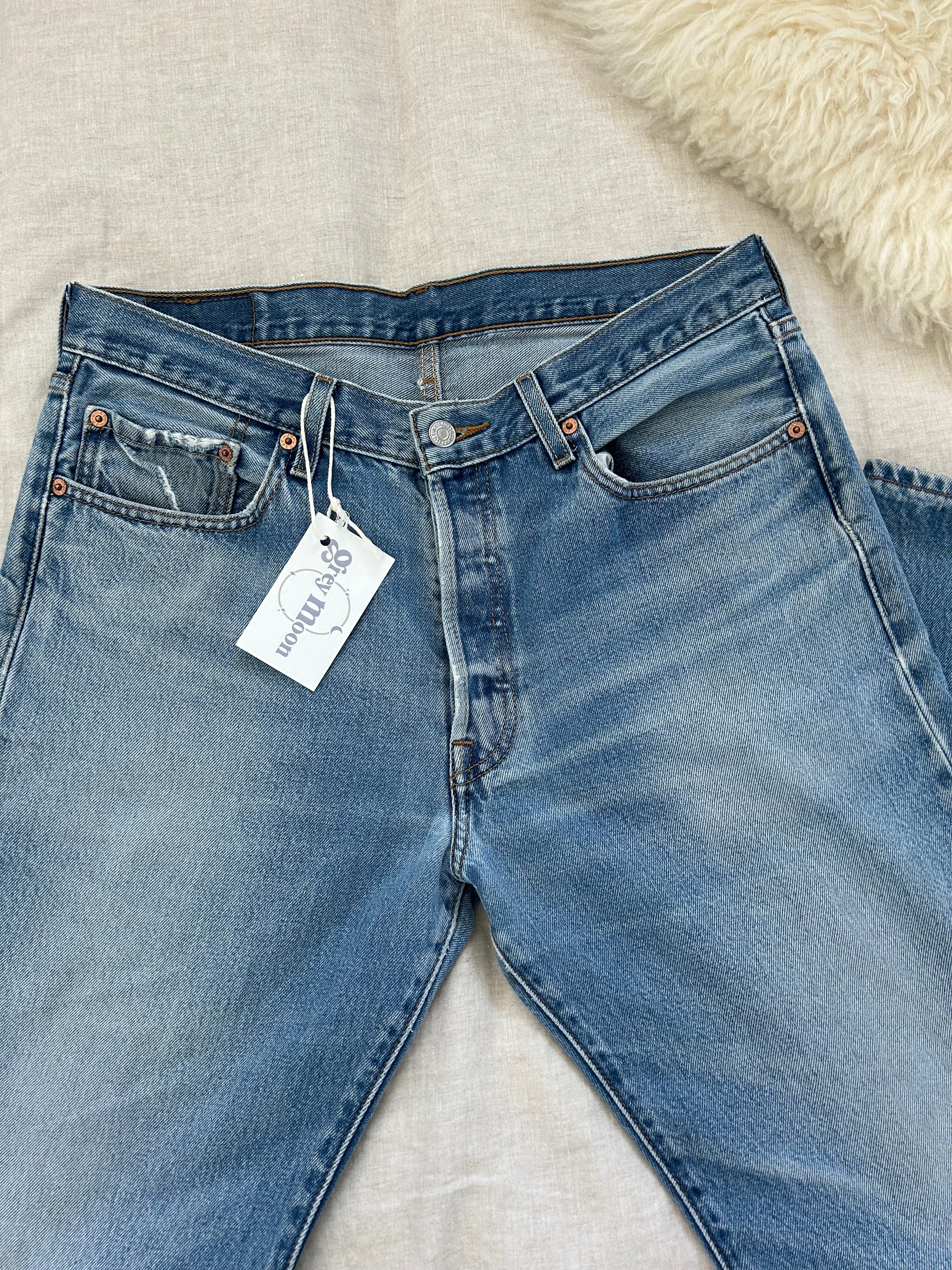 Vintage Levi’s 501 | Size 8